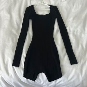 Princess Polly knit short romper. Size 4